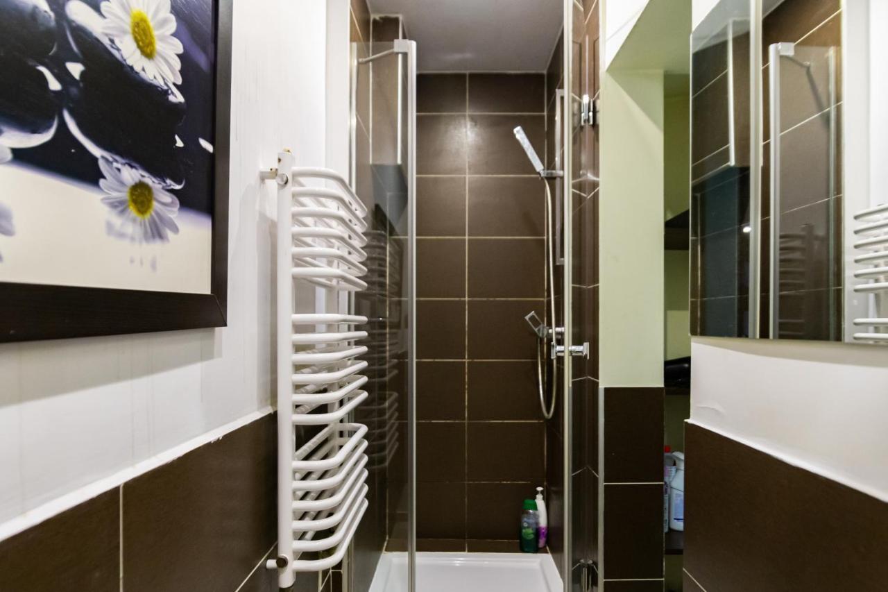 Lilly Apartment Main Train Station Old Town By The Castle Suites קרקוב מראה חיצוני תמונה
