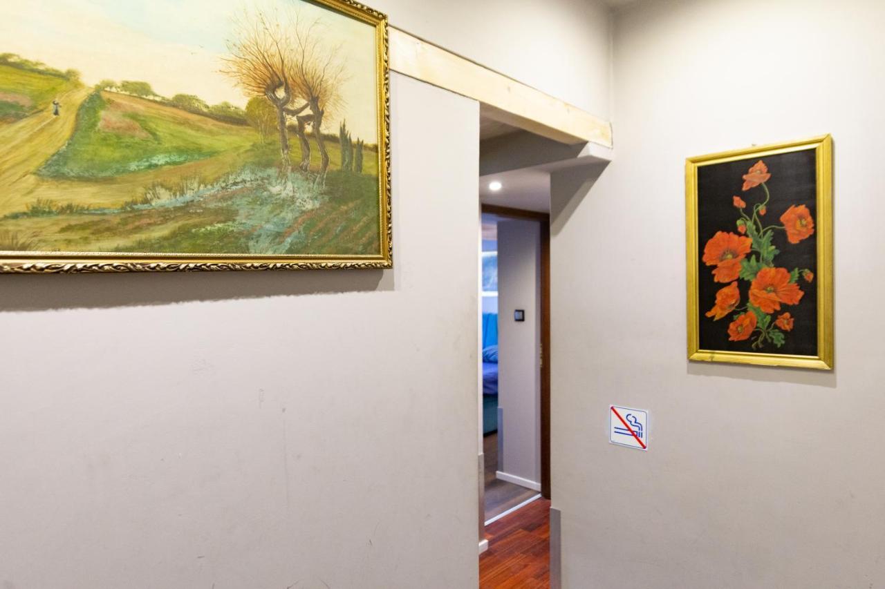 Lilly Apartment Main Train Station Old Town By The Castle Suites קרקוב מראה חיצוני תמונה