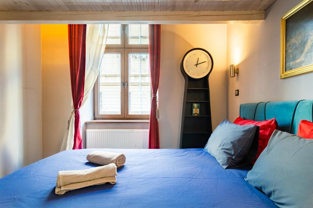 Lilly Apartment Main Train Station Old Town By The Castle Suites קרקוב מראה חיצוני תמונה